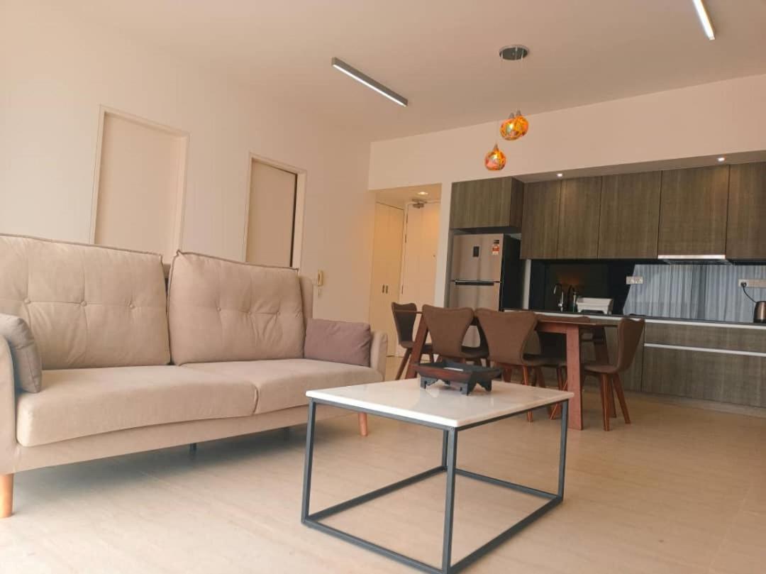 By The Sea Batu Ferringhi Apartman Kültér fotó